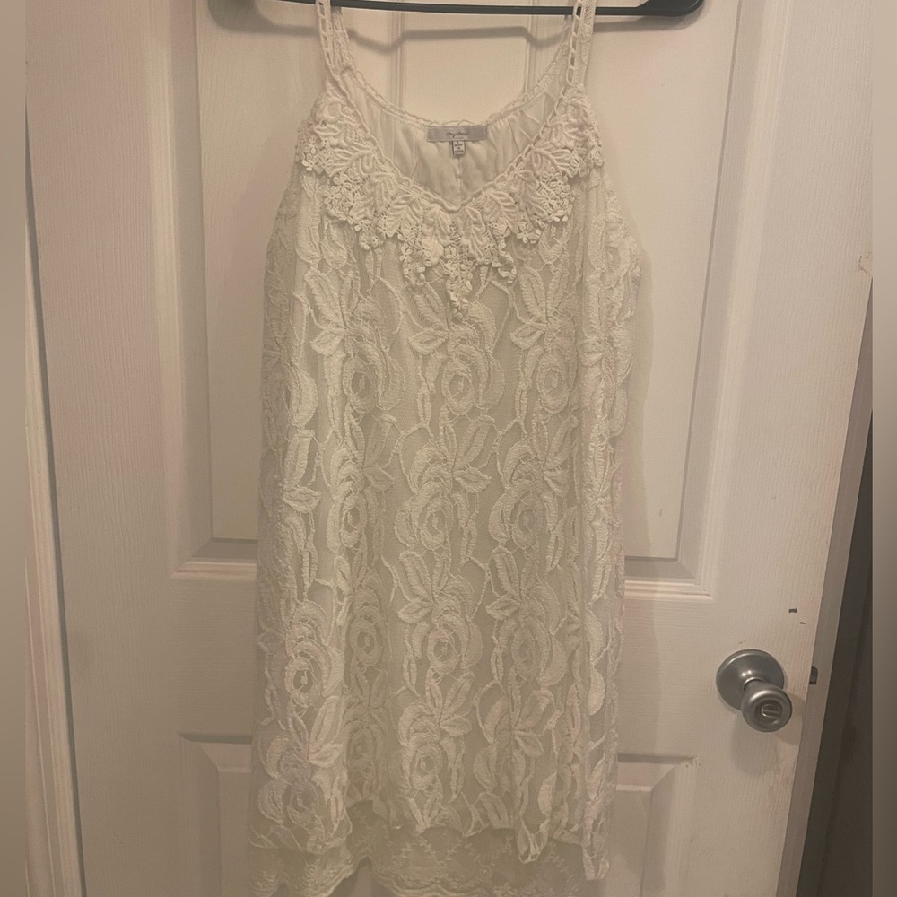 Floral lace dress